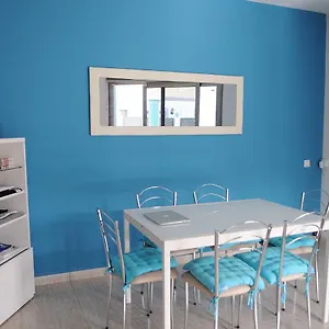 Vandrarhem Surfintrip Academy&camp, Corralejo